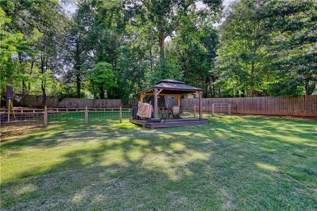 232 Lake Vista Way, Athens, GA 30607