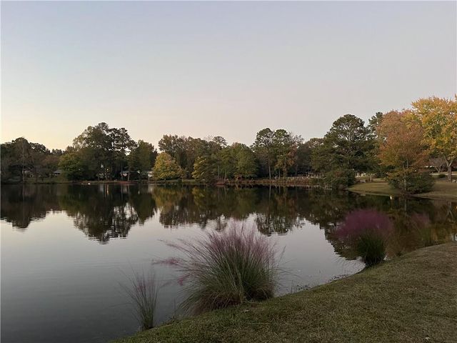 232 Lake Vista Way, Athens, GA 30607