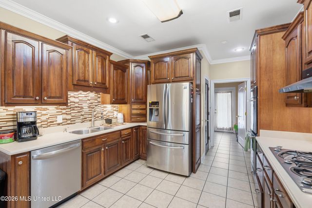 5294 Meadow Pointe Drive, Southaven, MS 38672