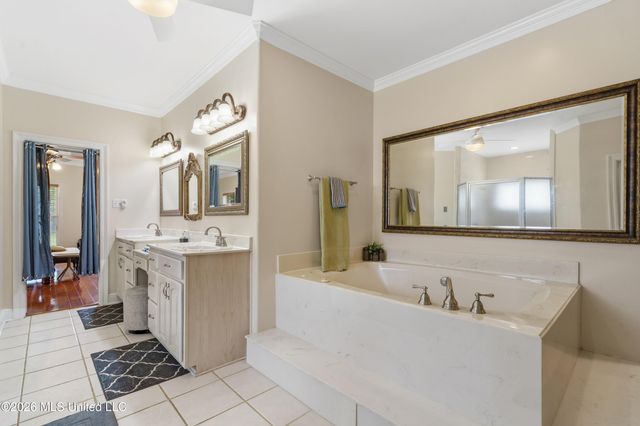 5294 Meadow Pointe Drive, Southaven, MS 38672