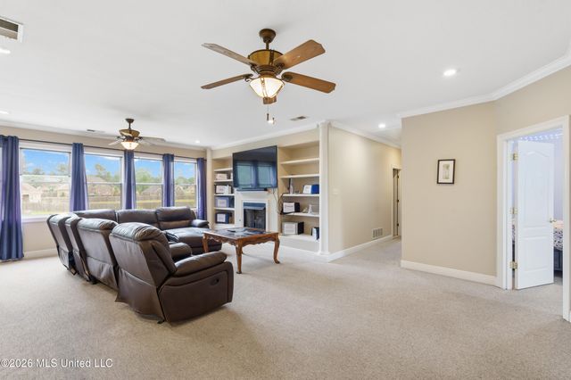 5294 Meadow Pointe Drive, Southaven, MS 38672