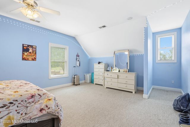 5294 Meadow Pointe Drive, Southaven, MS 38672