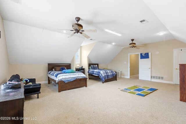 5294 Meadow Pointe Drive, Southaven, MS 38672