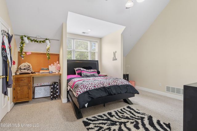 5294 Meadow Pointe Drive, Southaven, MS 38672