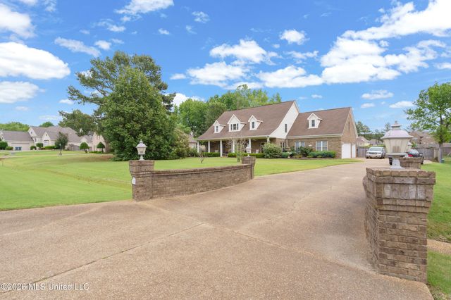 5294 Meadow Pointe Drive, Southaven, MS 38672