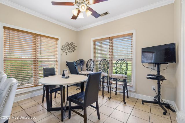 5294 Meadow Pointe Drive, Southaven, MS 38672