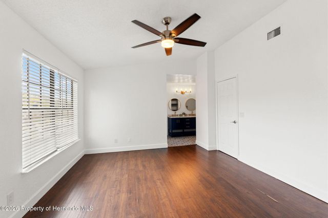 3919 Carroll Pines Court, Tampa, FL 33614