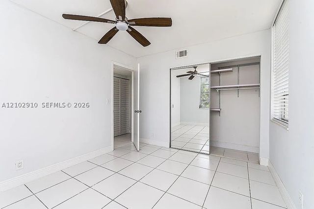 1931 Sabal Palm Dr 301, Davie, FL 33324