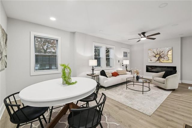 1539 Venetian SW Drive, Atlanta, GA 30311