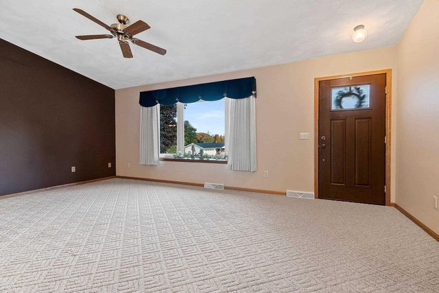 120 HILLSIDE LANE, Shawano, WI 54166