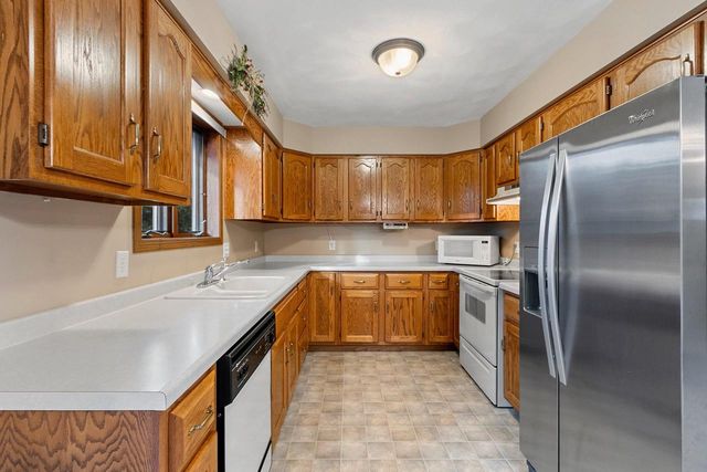 120 HILLSIDE LANE, Shawano, WI 54166