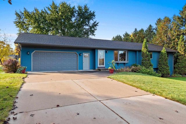 120 HILLSIDE LANE, Shawano, WI 54166