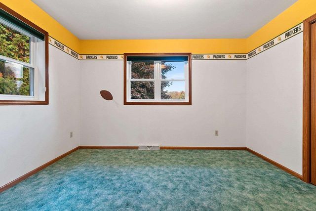 120 HILLSIDE LANE, Shawano, WI 54166