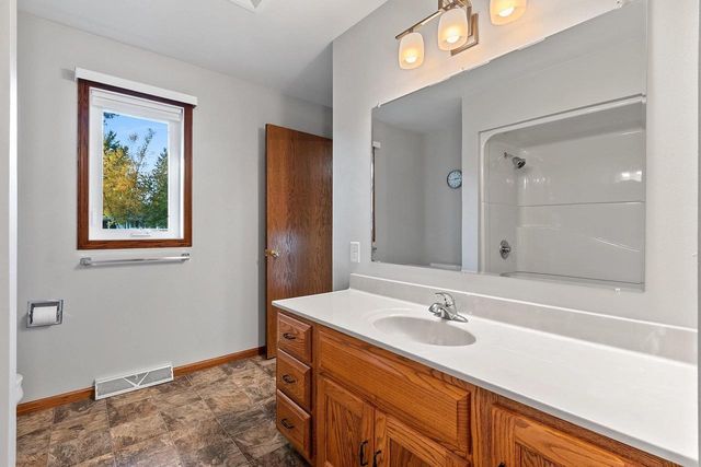 120 HILLSIDE LANE, Shawano, WI 54166