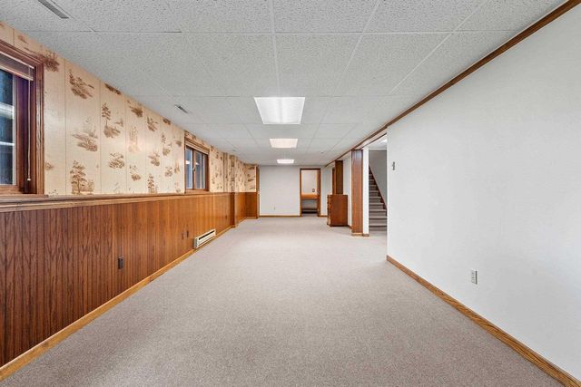 120 HILLSIDE LANE, Shawano, WI 54166