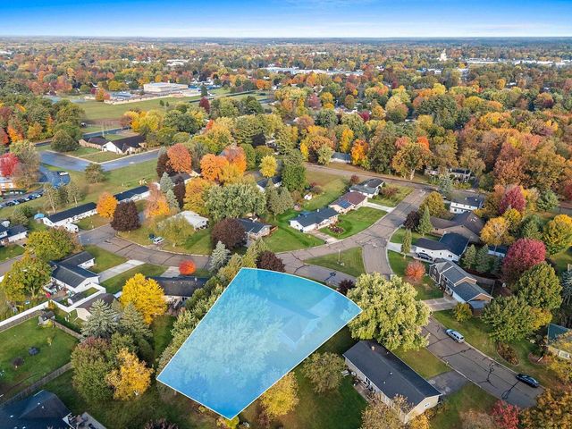 120 HILLSIDE LANE, Shawano, WI 54166