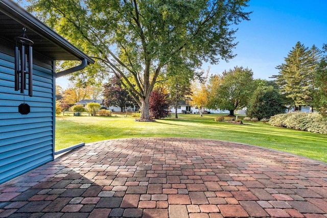 120 HILLSIDE LANE, Shawano, WI 54166