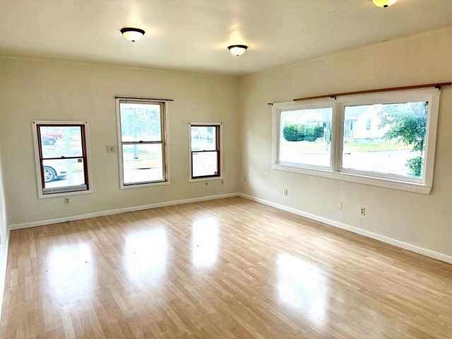 844 Washington Avenue, Lancaster, OH 43130