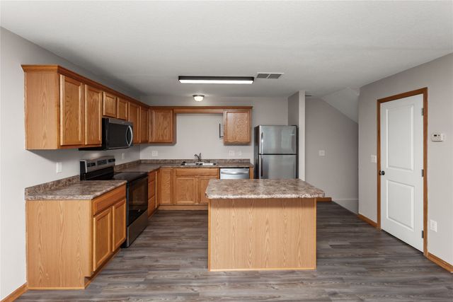 3112 SW Sharmin Lane, Ankeny, IA 50023