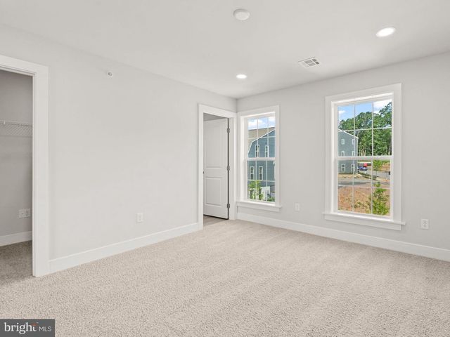 4127 RIDGEVIEW AVE, Mechanicsburg, PA 17055