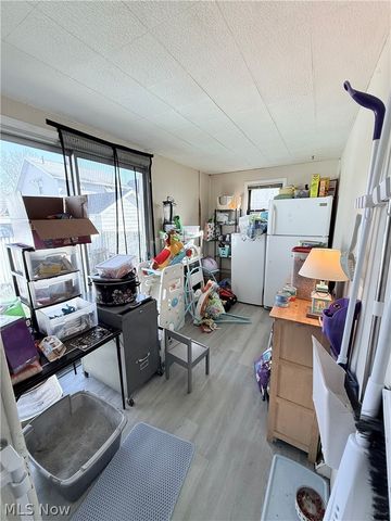 1129 Barton Place NE, Canton, OH 44705