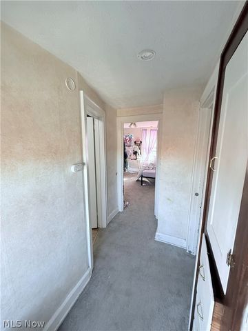 1129 Barton Place NE, Canton, OH 44705