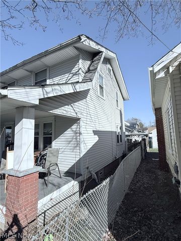 1129 Barton Place NE, Canton, OH 44705