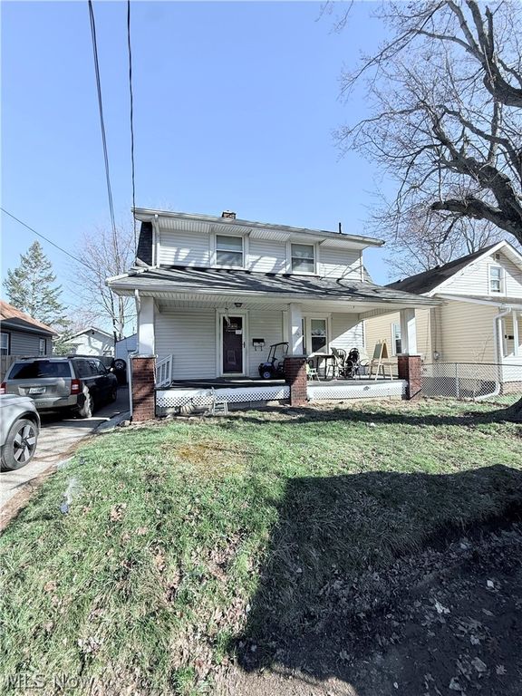 1129 Barton Place NE, Canton, OH 44705