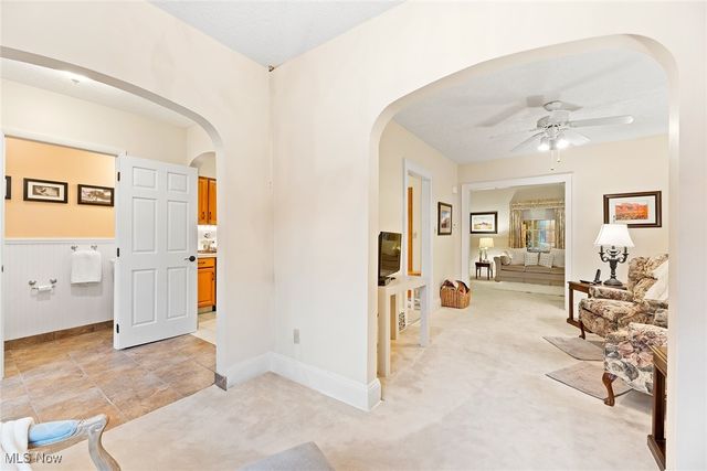 78 E Brookside Avenue, Akron, OH 44301