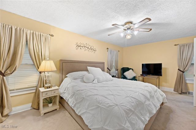 78 E Brookside Avenue, Akron, OH 44301