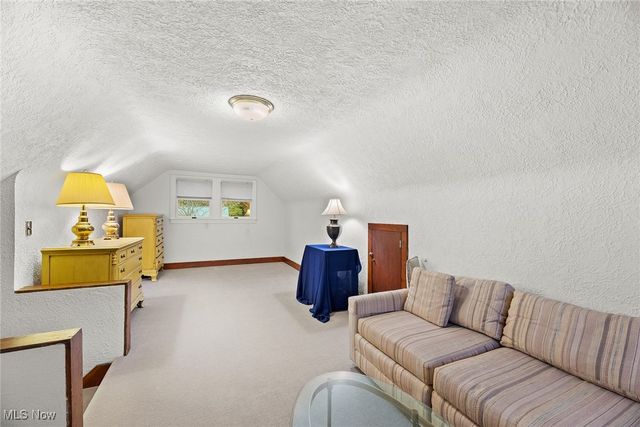 78 E Brookside Avenue, Akron, OH 44301