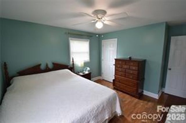 902 Carmel Drive, Gastonia, NC 28056