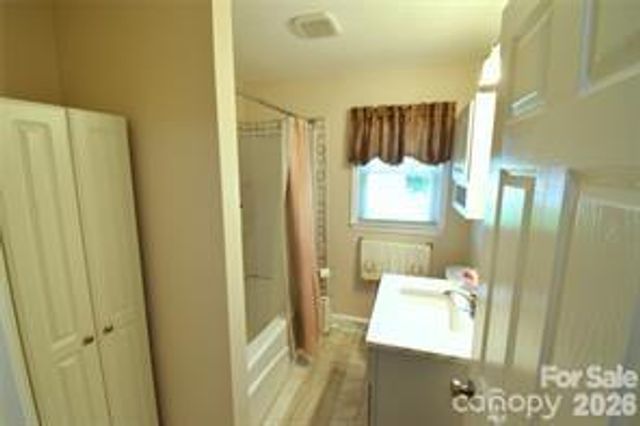 902 Carmel Drive, Gastonia, NC 28056