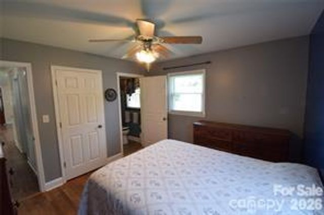 902 Carmel Drive, Gastonia, NC 28056