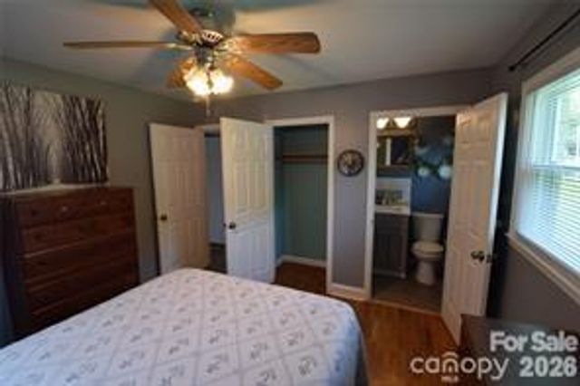 902 Carmel Drive, Gastonia, NC 28056