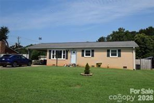 902 Carmel Drive, Gastonia, NC 28056