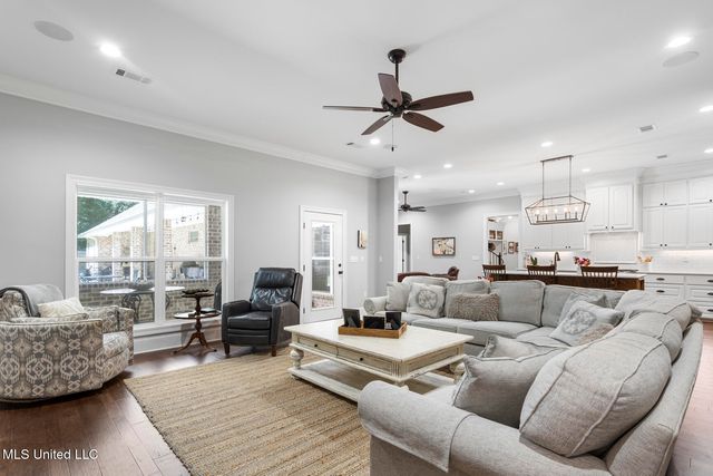 5095 Warner Drive, Brandon, MS 39042