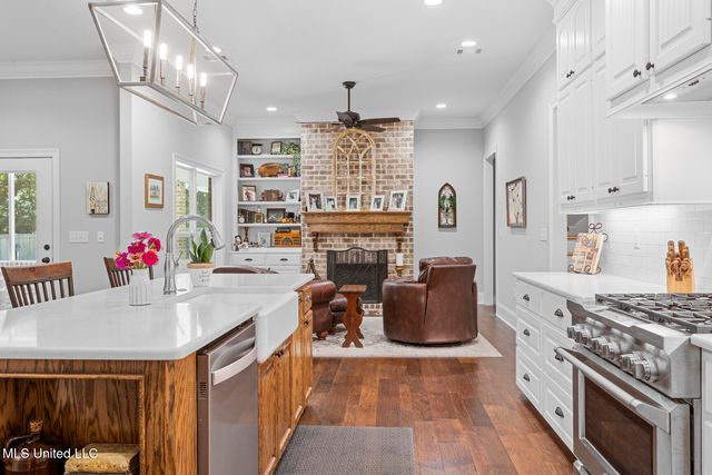 5095 Warner Drive, Brandon, MS 39042