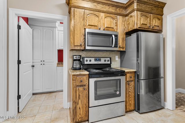 5095 Warner Drive, Brandon, MS 39042