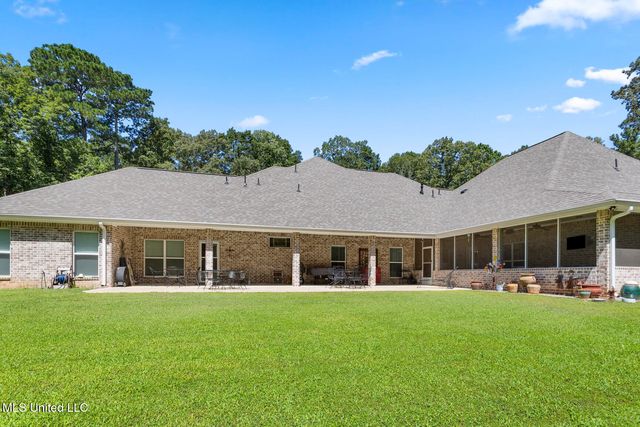 5095 Warner Drive, Brandon, MS 39042