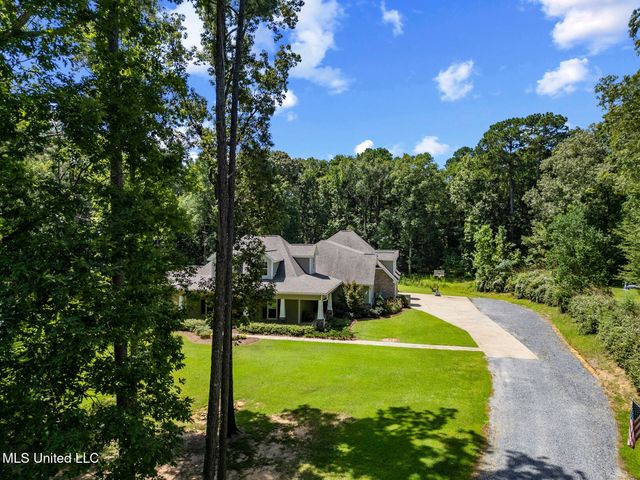 5095 Warner Drive, Brandon, MS 39042