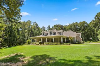 5095 Warner Drive, Brandon, MS 39042