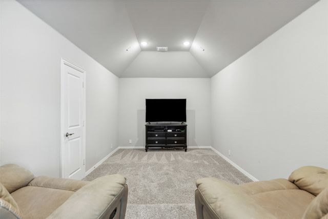 900 Superbloom Avenue, Justin, TX 76247