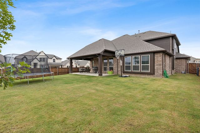 900 Superbloom Avenue, Justin, TX 76247