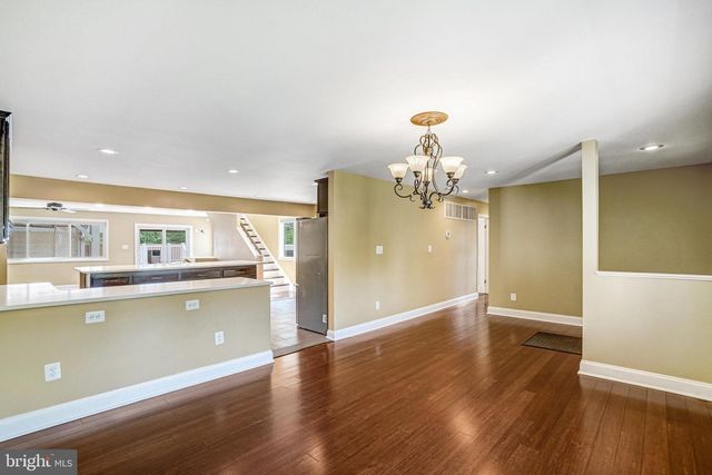 5227 CATHER RD, Springfield, VA 22151