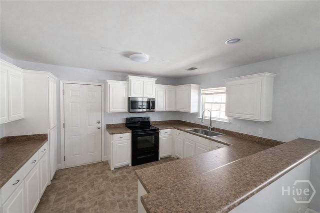 214 Scarlett Lane, Richmond Hill, GA 31324