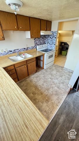 1010 SULLIVAN RD, Ogden, UT 84403