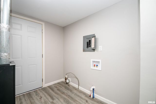 119 SUN VALLEY Court, East Peoria, IL 61611