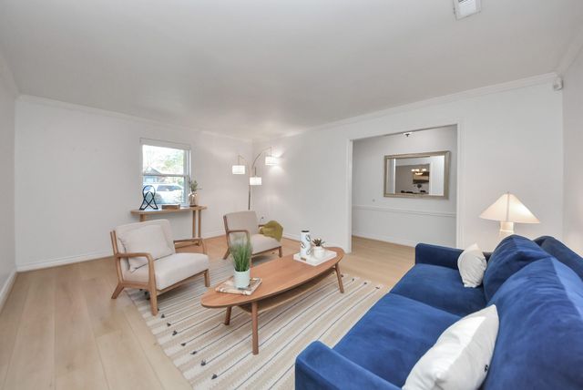 10719 Burgoyne Road, Houston, TX 77042