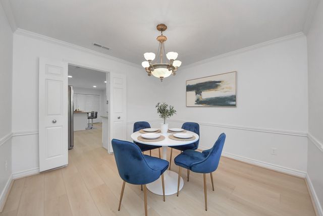 10719 Burgoyne Road, Houston, TX 77042